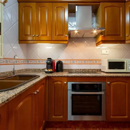 Apartment En Arenales Con Piscina Y Terraza Soleada