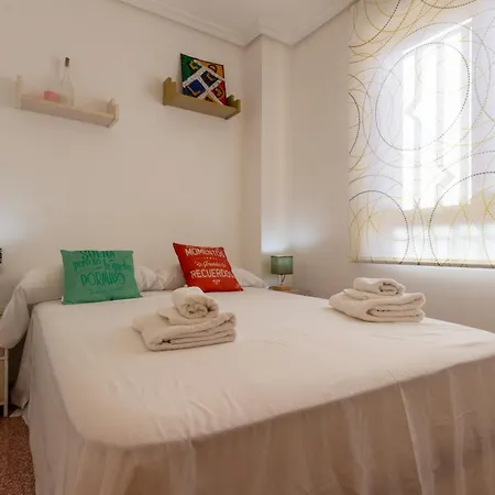 Apartment En Arenales Con Piscina Y Terraza Soleada