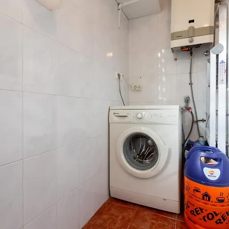 Apartment En Arenales Con Piscina Y Terraza Soleada