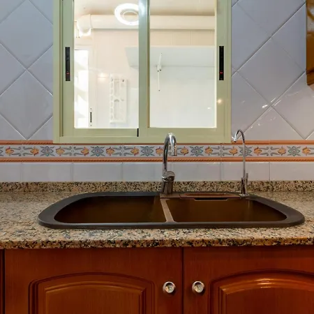 En Arenales Con Piscina Y Terraza Soleada Apartment *